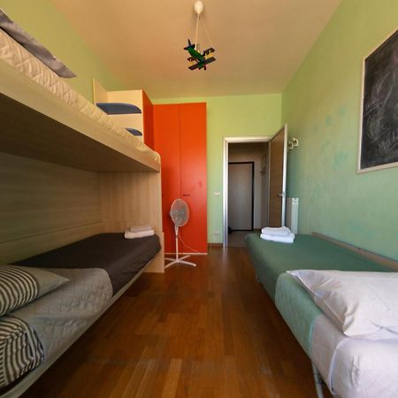 Attico Con Vista Panoramica Apartman Livorno Kültér fotó