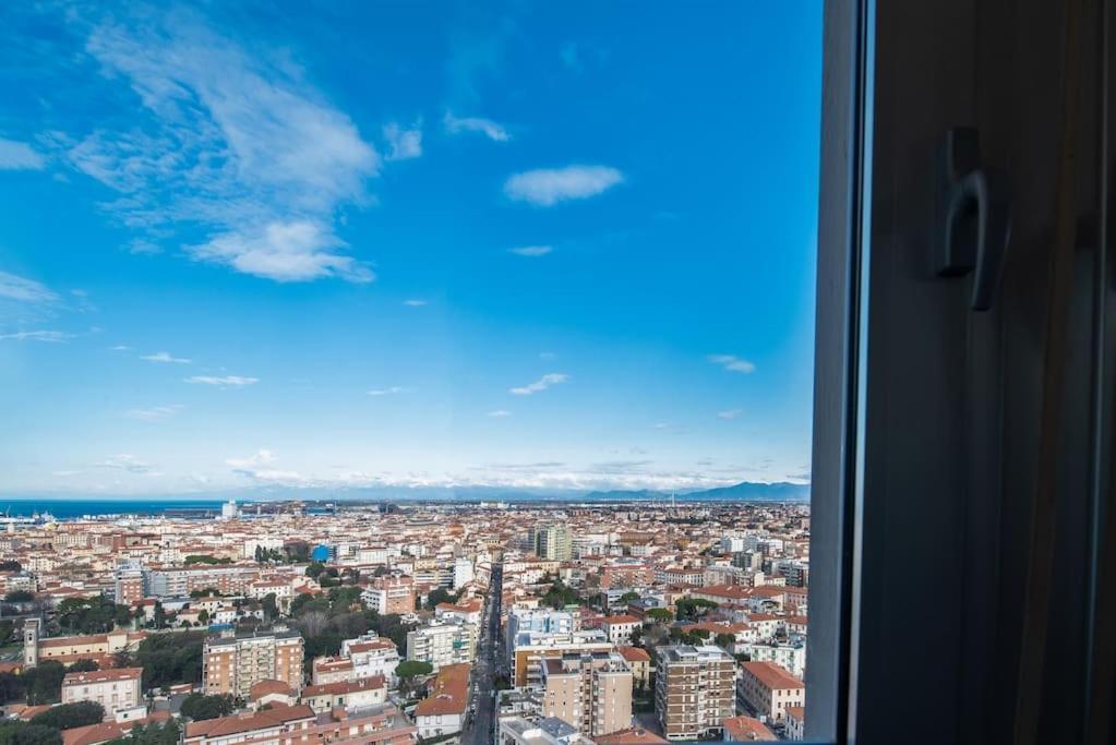 Attico Con Vista Panoramica Apartman Livorno Kültér fotó