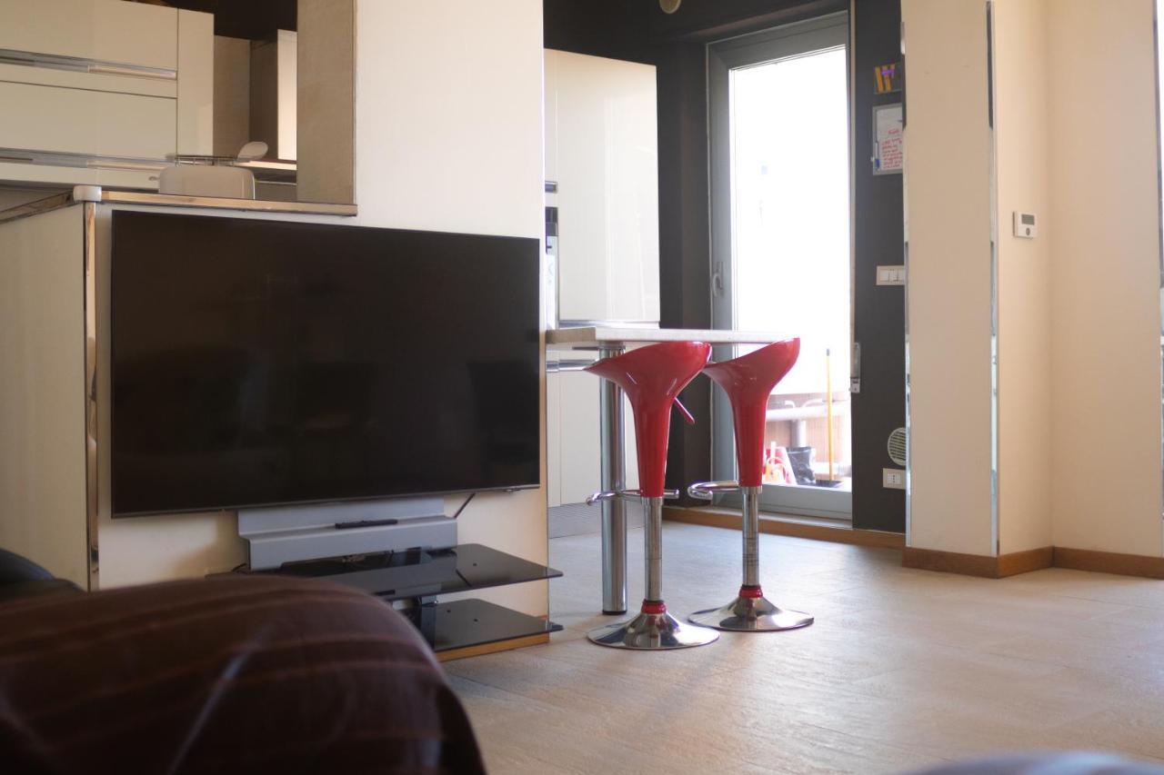Attico Con Vista Panoramica Apartman Livorno Kültér fotó