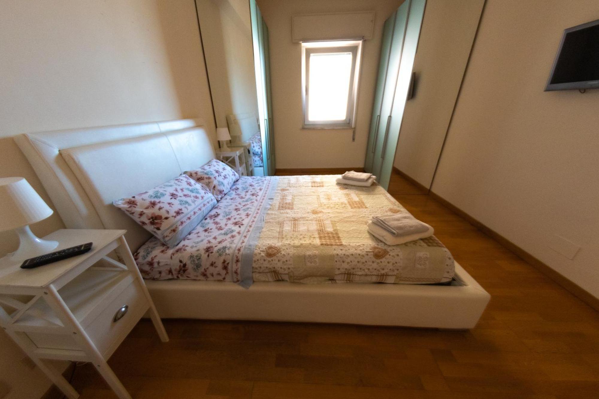 Attico Con Vista Panoramica Apartman Livorno Kültér fotó